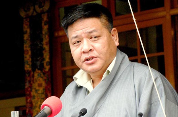 བྱང་ཨ་རིའི་སྐུ་ཚབ་དོན་གཅོད་འཕོ་འགྱུར། བྱང་ཨ་རིའི་སྐུ་ཚབ་དོན་གཅོད་འཕོ་འགྱུར།