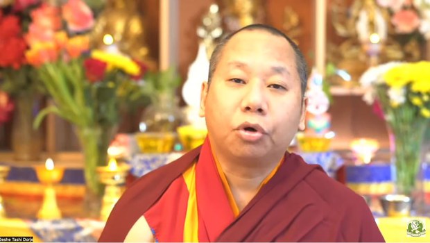 ས་ག་ཟླ་བའི་རིང་ཚེ་ཐར་དང་ཉམས་ཐག་ཚོར་ཟས་སྦྱིན།