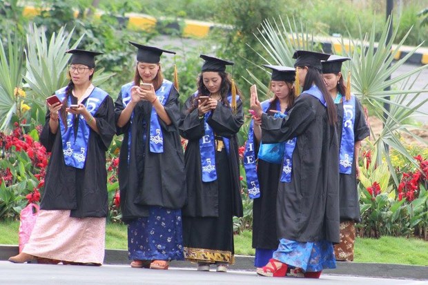སྐད་འཕྲིན་གྱི་དགེ་སྐྱོན།