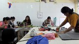 བོད་ཀྱི་བེུད་ལྷན་ཚོགས་ནས་འཚེམ་བཟོའི་སྦྱོང་བསྡར་སྤྲོད་བཞིན་ཡོད་པ་དེས་འཚོ་ཐབས་ལ་ཕན་ཐོག་ཡོད་པ།