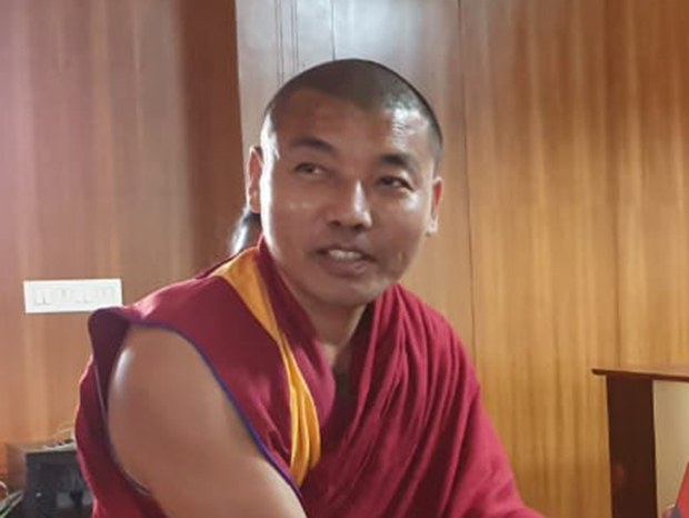 རིག་ལམ་བརྒྱུད་ཚན་རིག་སློབ་ཁྲིད། རིག་ལམ་བརྒྱུད་ཚན་རིག་སློབ་ཁྲིད།