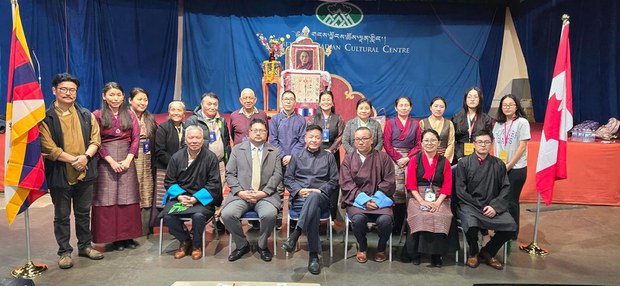 ཀེ་ཎེ་ཌའི་ནང་བོད་ཕྲུག་ཚོར་བོད་ཀྱི་སྐད་དང་རིག་གཞུག་སློབ་འཁྲིད།