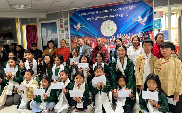 བོད་པའི་ཕྲུ་གུ་གསོ་སྐྱོང་སྐབས་སུ་ཕ་མ་ཚོའི་འགན་འཁུར།