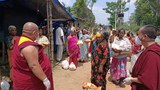 དགོན་སྡེ་ཁག་གིས་རྒྱ་གར་ཡུལ་མིར་རོགས་སྐྱོར་གནང་བ།
