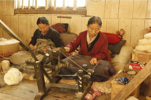 རྡོར་གླིང་བོད་མིའི་རང་འཚོའི་བཟོ་གྲྭ