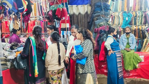 རྒྱ་གར་ནང་གི་བོད་མིའི་དགུན་ཚོང་མཇུག་བསྡུད་པ།
