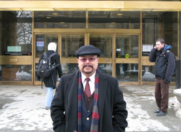 ཁ་བཏགས་ལ་བཟུང་བའི་ལྟ་ཚུལ། ཁ་བཏགས་ལ་བཟུང་བའི་ལྟ་ཚུལ།