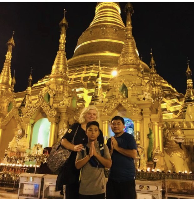 འབར་མ་ལ་ནང་པའི་མཆོད་རྟེན་མཇལ་བ།