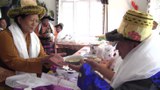 བོད་ཀྱི་སྲོལ་རྒྱུན་དང་དེང་དུས་གཉེན་སྒྲིག་གཉིས་ལ་དགེ་སྐྱོན།