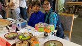 བོད་པའི་བེུད་ཅིག་གིས་གཙང་བཟོའི་ཁེ་གཉེར་ལས་ཁང་ནང་མི་གྲངས་ ༡༠༠ ཙམ་ལ་ལས་ཀའི་གོ་སྐབས་སྐྲུན་འདུག