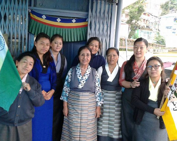 བཀའ་སྤྱིའི་འོས་བསྡུའི་ཟབ་སྦྱོང༌། བཀའ་སྤྱིའི་འོས་བསྡུའི་ཟབ་སྦྱོང༌།