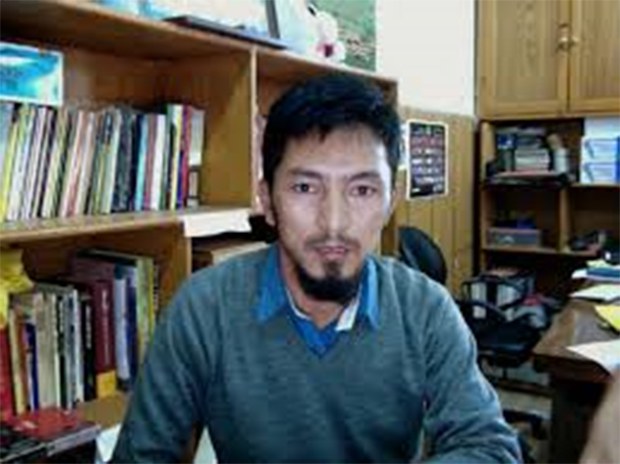 གཞོན་ནུའི་སྤྱི་ཚོགས་ཞབས་ཞུའི་ལས་དོན་སྐོར་ངོ་སྤྲོད། གཞོན་ནུའི་སྤྱི་ཚོགས་ཞབས་ཞུའི་ལས་དོན་སྐོར་ངོ་སྤྲོད།
