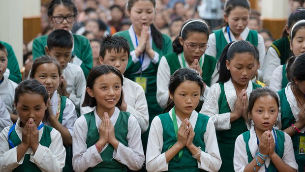 སོ་སོའི་རིག་གཞུང་མུ་མཐུད་གནས་རྒྱུར་སྐད་ཡིག་སྲུང་སྐྱོབ་བྱ་རྒྱུ་དེ་ཤིན་ཏུ་གལ་ཆེ། སོ་སོའི་རིག་གཞུང་མུ་མཐུད་གནས་རྒྱུར་སྐད་ཡིག་སྲུང་སྐྱོབ་བྱ་རྒྱུ་དེ་ཤིན་ཏུ་གལ་ཆེ།