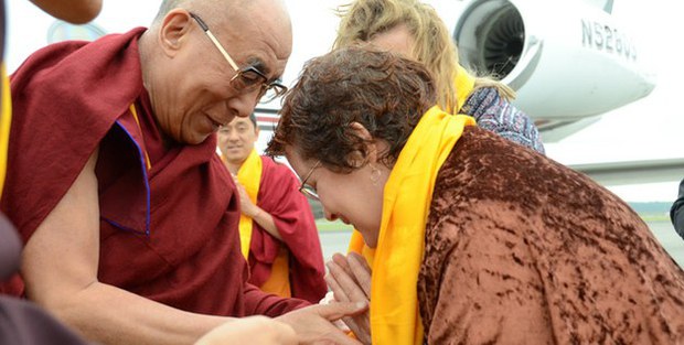 ༸གོང་ས་མཆོག་གི་ཨ་རི་ནང་གི་མཛད་འཆར།