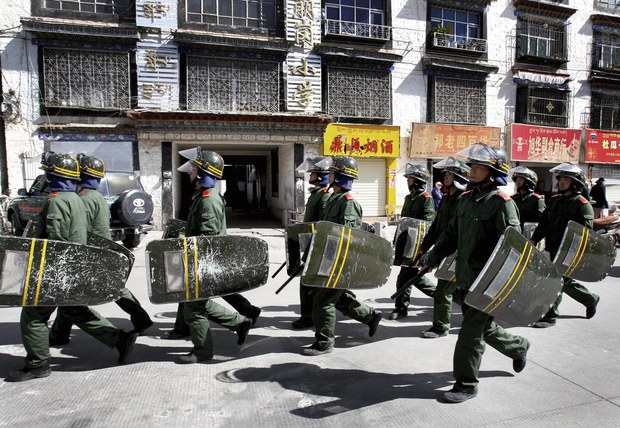 བོད་དོན་ཐོག་དོ་སྣང་གི་ཚད་ཇེ་དམའ་རུ་ཕྱིན་ཡོད་ལུགས་ཀྱི་གླེང་བརྗོད།