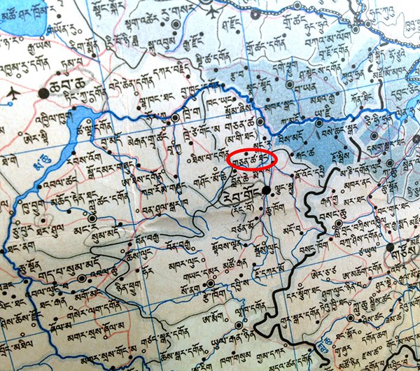 བོད་ནང་དགེ་རྒན་ཞིག་འཛིན་བཟུང༌། བོད་ནང་དགེ་རྒན་ཞིག་འཛིན་བཟུང༌།