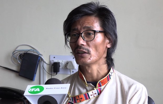 རྒྱ་གཞུང་གིས་བོད་རིགས་རྩོམ་པ་པོ་དང་གཞས་པ་སོགས་ལ་མུ་མཐུད་དམ་དྲག་བྱེད་བཞིན་པ།