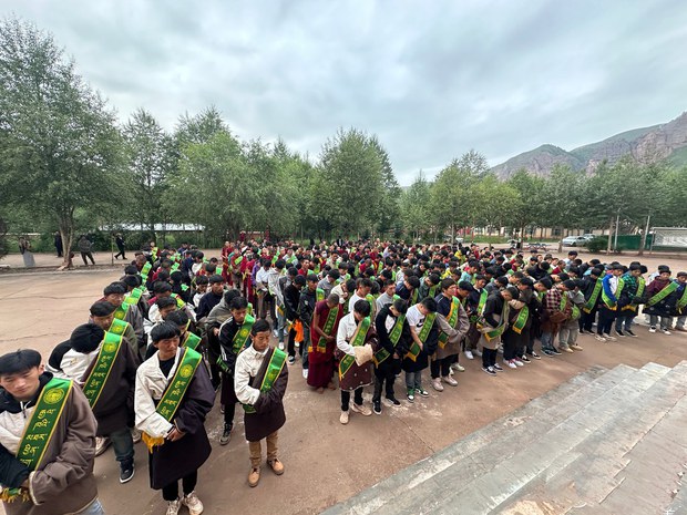རྒྱ་ནག་གཞུང་གིས་བོད་ནང་སྒེར་གྱིས་བཙུགས་པའི་སློབ་གྲྭ་རིམ་པ་སྒོ་བརྒྱབ་ཏུ་བཅུག་པ།