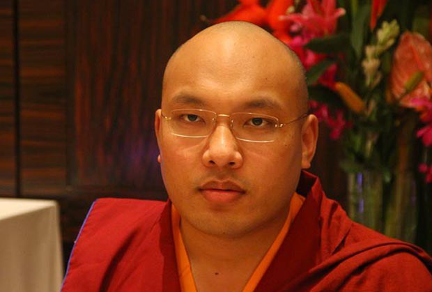 བདུད་བྷེ་སྐུ་ཚེ་འཕེན་པར་རྫོགས་པར་ཀརྨ་པ་མཆོག་ནས་ཐུགས་སྨོན།