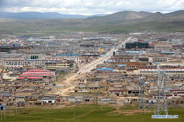 དབུལ་སྒྲོལ་འགག་སྒྲོལ་སྲ་བརྟན་དུ་གཏོང་བ་དང་དཔལ་འབྱོར་འཕེལ་རྒྱས།