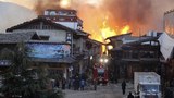 རྒྱལ་ཐང་ཤམ་བྷ་ལ་གནའ་བོའི་གྲོང་ལ་མེ་སྐྱོན་ཤོར་བཞིན་པའི་སྐབས།