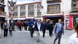 རྒྱ་ནག་ཏུ་བཅའ་བཞུགས་ཨ་རིའི་གཞུང་ཚབ་མཆོག་བོད་ནང་བོད་པའི་ཐད་གླེང་མོལ།