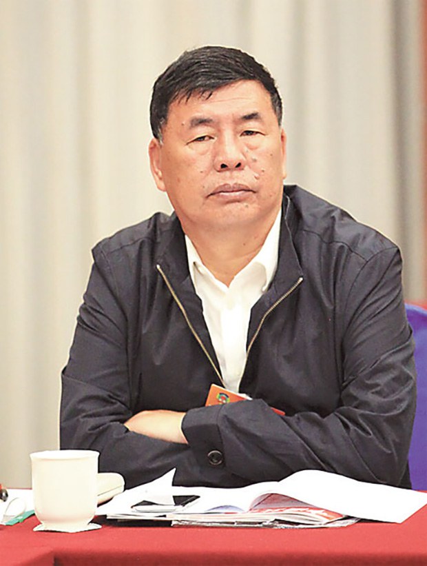 འབྲོང་བུ་ཚེ་རིང་རྡོ་རྗེ་ལགས་སུ་སྤྱི་ཚོགས་ཀྱིས་ལྟ་སྟངས། འབྲོང་བུ་ཚེ་རིང་རྡོ་རྗེ་ལགས་སུ་སྤྱི་ཚོགས་ཀྱིས་ལྟ་སྟངས།