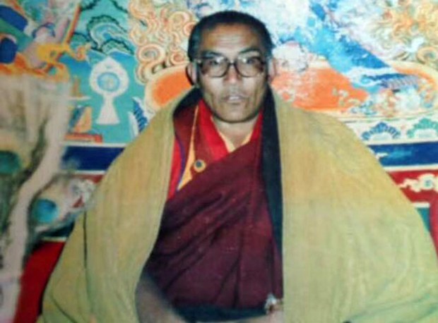 གཞིས་རྩེ་བཀྲས་ལྷུན་དགོན་གྱི་བྱ་བྲལ་རིན་པོ་ཆེའི་སྐོར།