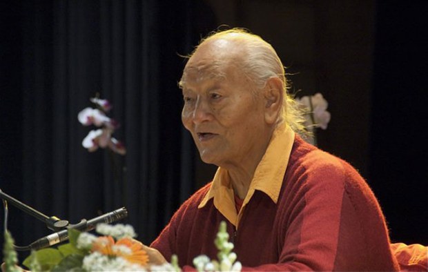 ནམ་མཁའི་ནོར་བུ་རིན་ཆེ་མཆོག་གི་སྐུ་ཚེའི་ལོ་རྒྱུས། ནམ་མཁའི་ནོར་བུ་རིན་ཆེ་མཆོག་གི་སྐུ་ཚེའི་ལོ་རྒྱུས།