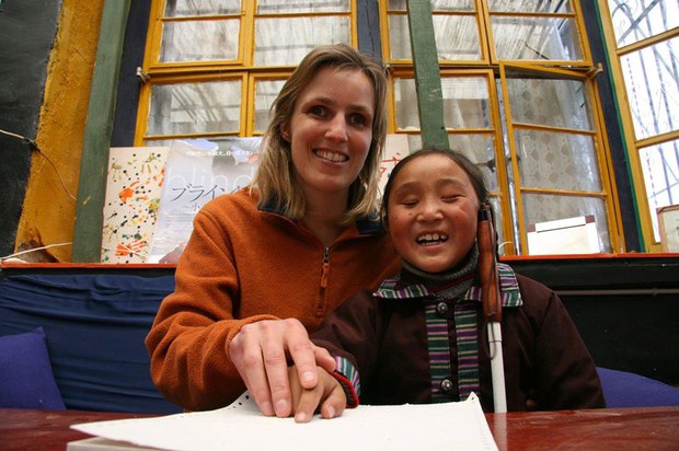ལྷ་སའི་ལོང་བའི་སློབ་གྲྭ ལྷ་སའི་ལོང་བའི་སློབ་གྲྭ