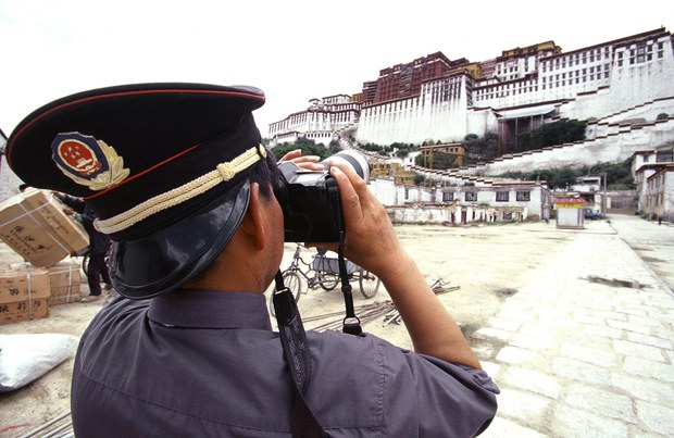 བོད་ནང་བཙན་གནོན་གྱི་ལས་དོན་ཤུགས་ཆེ་རུ་གཏོང་བཞིན་པ།