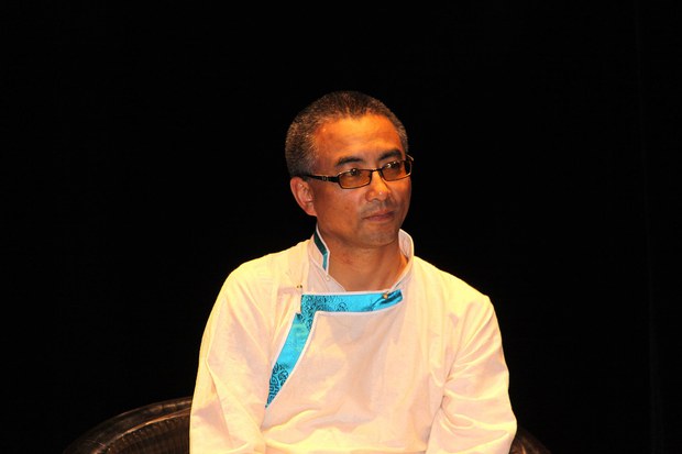 པདྨ་ཚེ་བརྟན་ལགས་སུ་རྒྱ་ནག་གི་ཕུལ་བྱུང་འཁྲབ་ཁྲིད་པའི་གཟེངས་རྟགས་ཐོབ་པ།