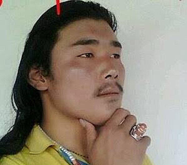 འཕགས་མོ་བསམ་འགྲུབ་ཀྱི་ནང་མིར་དམ་དྲག། འཕགས་མོ་བསམ་འགྲུབ་ཀྱི་ནང་མིར་དམ་དྲག།