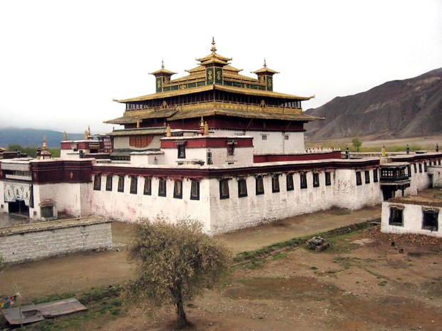 རྒྱ་གཞུང་གིས་བསམ་ཡས་གཙུག་ལག་ཁང་ཉམས་གསོ་བྱེད་པ།