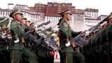 བོད་ཀྱི་ཞིང་བྲན་ཁྲི་ཚོ་བརྒྱར་བཅིངས་གྲོལ་ཐོབ་པའི་དྲན་གསོའི་དྲིལ་བསྒྲགས།
