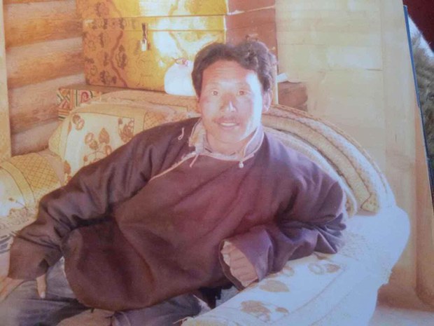 དཀར་མཛེས་རྫོང་ནས་༧གོང་ས་མཆོག་བོད་ནང་གདན་ཞུ་དགོས་བའི་ཞི་བའི་སྐད་འབོད།