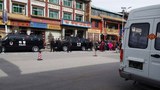 བསྟན་འཛིན་རྒྱ་མཚོ་བླ་བྲང་དུ་འབྱོར་འདུག