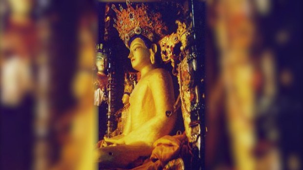 གཙུག་ལག་ཁང་དུ་གཏོར་བཤིག་བཏང་ནས་གང་འདྲ་བཟོས་ཡོད།