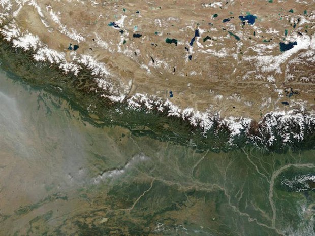 གོ་ལའི་ཁོར་ཡུག་འབགས་བཙོག་དང་བོད་ཀྱི་ཁོར་ཡུག
