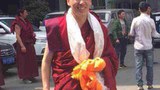  དགེ་འདུན་པ་འཕྲིན་ལས་རྒྱ་མཚོ་ལགས་ལོ་བདུན་གྱི་རྗེས་གློད་བཀྲོལ་བཏང་ཡོད་པ།