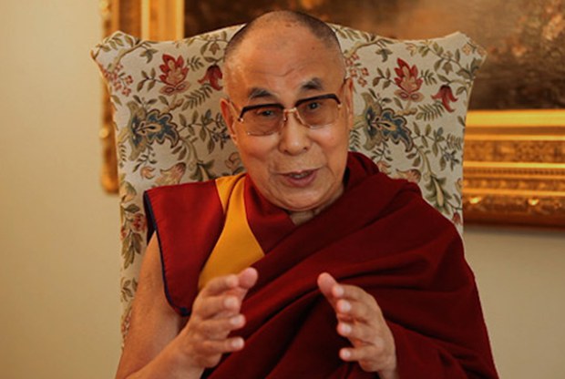 མགོ་ལོག་ཁུལ་པདྨ་རྫོང་དུ་བོད་མི་ཚོས་༧སྐུ་ཕྱྭའི་ཞབས་རིམ་བསྒྲུབས་པ།