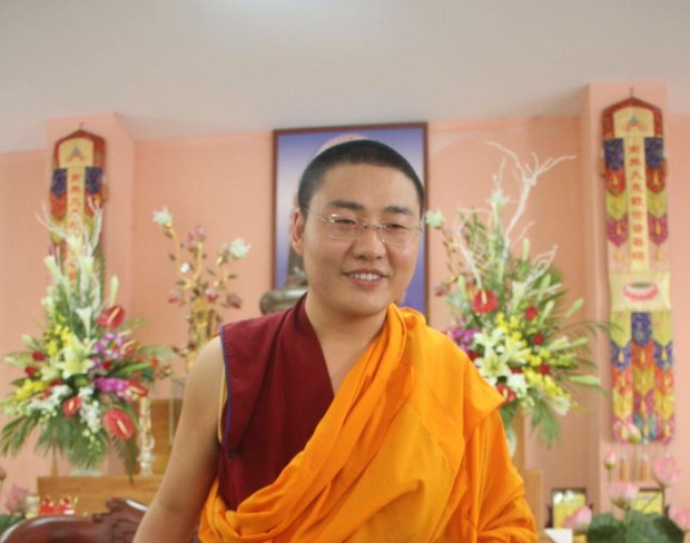 སྤྲུལ་སྐུའི་ལམ་ལུགས་དང་བོད་པའི་སྤྱི་ཚོགས།
