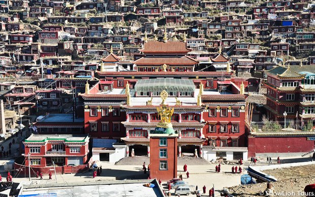 དགོན་པ་ཁག་ཡུལ་སྤྲོ་འཆམ་གྱི་ལྟ་གནས་སུ་བསྒྱུར་བ།