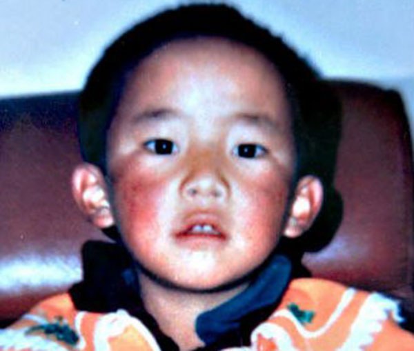 མཉམ་འབྲེལ་རྒྱལ་ཚོགས་ནང་པཎ་ཆེན་རིན་པོ་ཆེའི་སྐོར་གླེང་སློང་གནང་བ། མཉམ་འབྲེལ་རྒྱལ་ཚོགས་ནང་པཎ་ཆེན་རིན་པོ་ཆེའི་སྐོར་གླེང་སློང་གནང་བ།