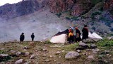 འབྲོག་ཕྲུག་གི་འཚོ་བ་དང་སེམས་ཀྱི་དཀའ་སྡུག།