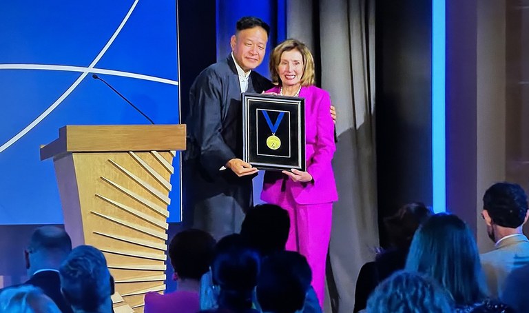 pelosi.jpg