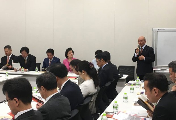 ཉི་ཧོང་གྲོས་ཚོགས་ནང་གི་བོད་དོན་རྒྱབ་སྐྱོར་ཚོགས་པ། ཉི་ཧོང་གྲོས་ཚོགས་ནང་གི་བོད་དོན་རྒྱབ་སྐྱོར་ཚོགས་པ།
