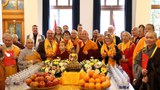 ཁེ་ན་ཌའི་མངའ་སྡེའི་གྲོས་ཚོགས་ཤིག་གི་ནང་ནང་པའི་རིག་གཞུང་གི་ཉིན་མོའི་ཁྲིམས་ཡིག་ངོ་སྤྲོད་དང་སྲུང་བརྩི།