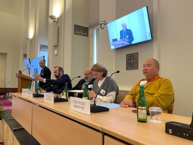 ཅེག་སྤྱི་མཐུན་རྒྱལ་ཁབ་ཀྱི་རྒྱལ་ས་Prague ནང་ཚོགས་པའི་རྒྱལ་སྤྱིའི་ཆོས་དད་རང་དབང་གི་ལྷན་ཚོགས་ཐེངས་བཞི་པ་།