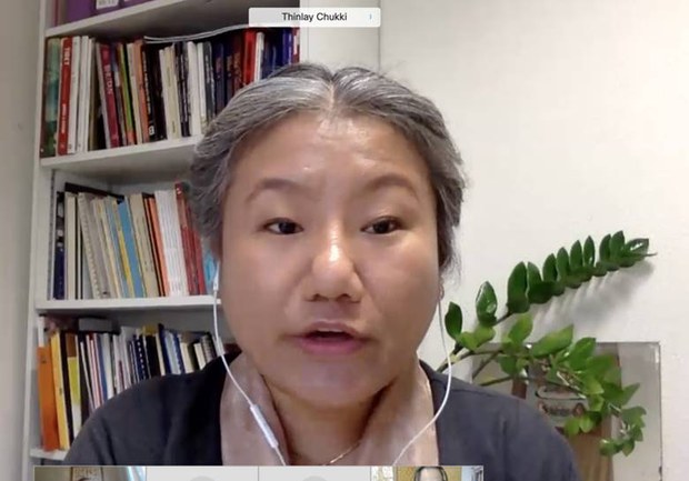ཡོ་རོབ་མནའ་འབྲེལ་མཐུན་ཚོགས་ལ་བོད་མིའི་གནས་སྟངས་ངོ་སྤྲོད། ཡོ་རོབ་མནའ་འབྲེལ་མཐུན་ཚོགས་ལ་བོད་མིའི་གནས་སྟངས་ངོ་སྤྲོད།